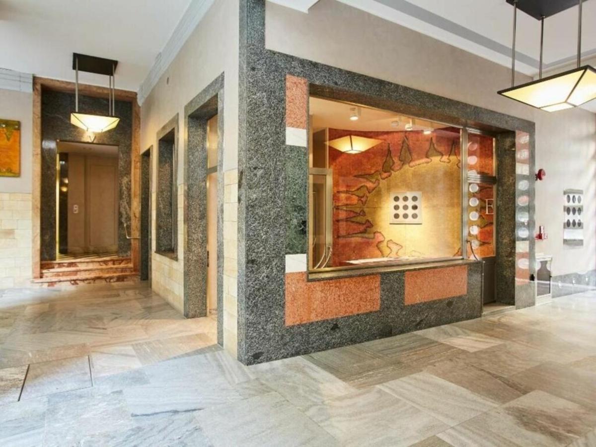 Palazzo Beltrade By Halldis Milan Exterior photo